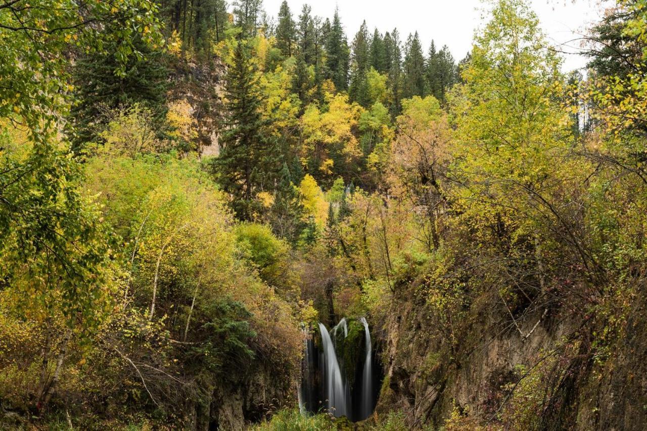 Spearfish Canyon Lodge ภายนอก รูปภาพ